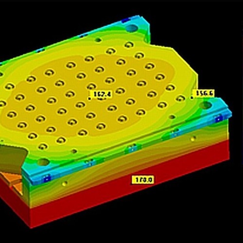 Figure 1. A thermal analysis of the mold proved that the four external corners where responsible for a longer cycle time. (c) SIGMA Engineering GmbH
